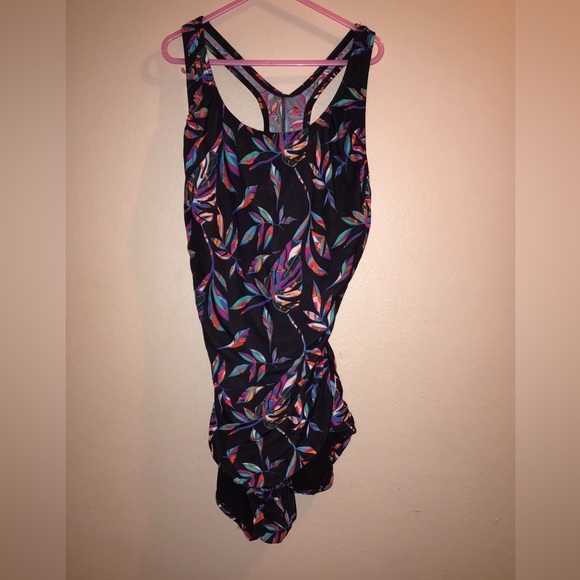 LIKE, SHARE, FOLLOW! Come back when price drops! - Picture 14 of 15